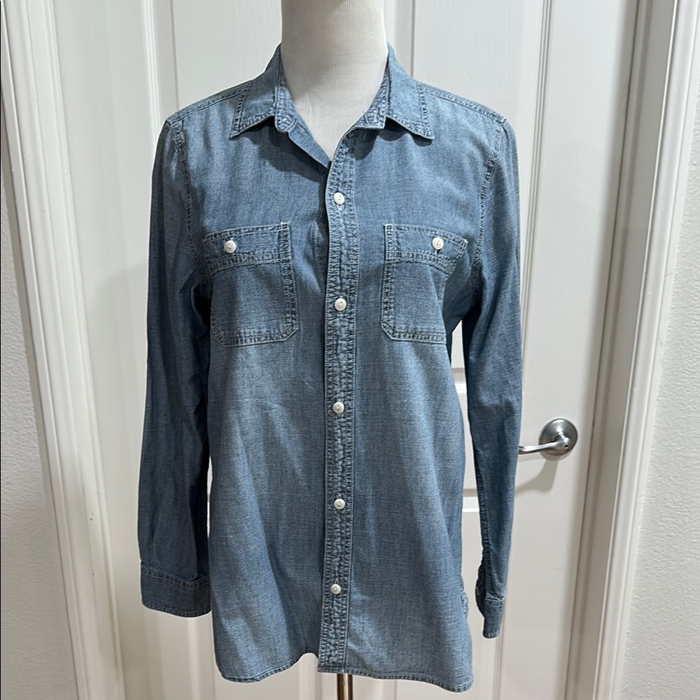 Madewell Classic Denim Button Down